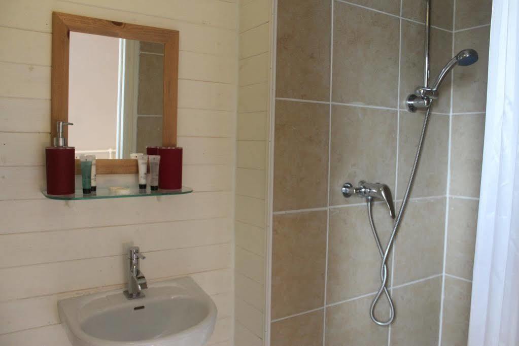 Devon House Gasthof 4*